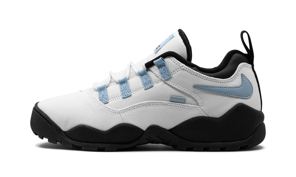 SB Darwin Low "Supreme - Sail" FQ3000 100
