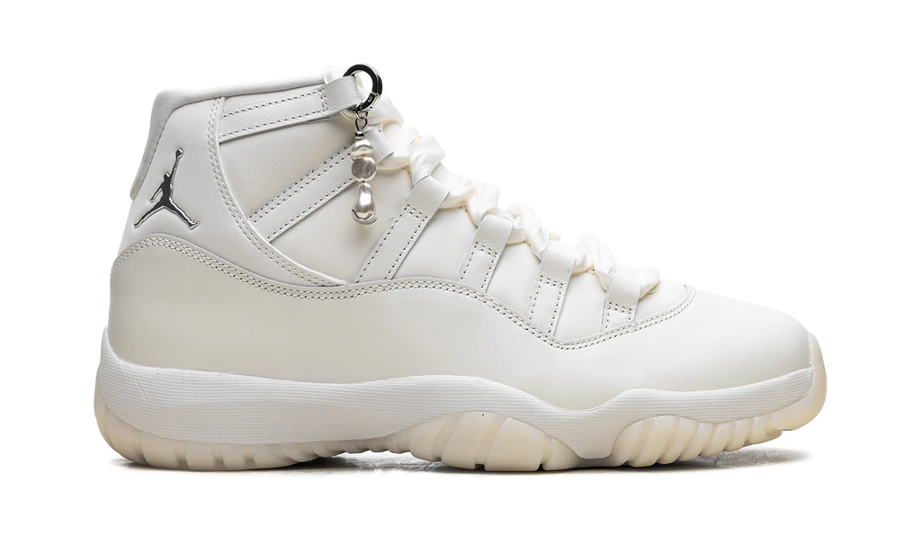 Air Jordan 11 WMNS "Pearl" AR0715 110