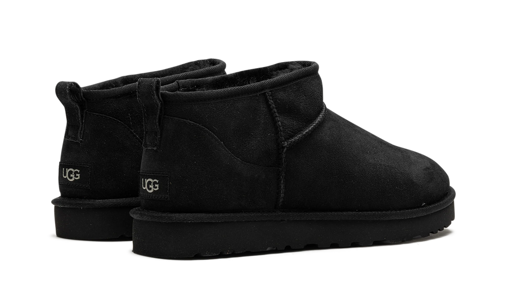 Classic Ultra Mini Boot "Black" 1137391 BLK