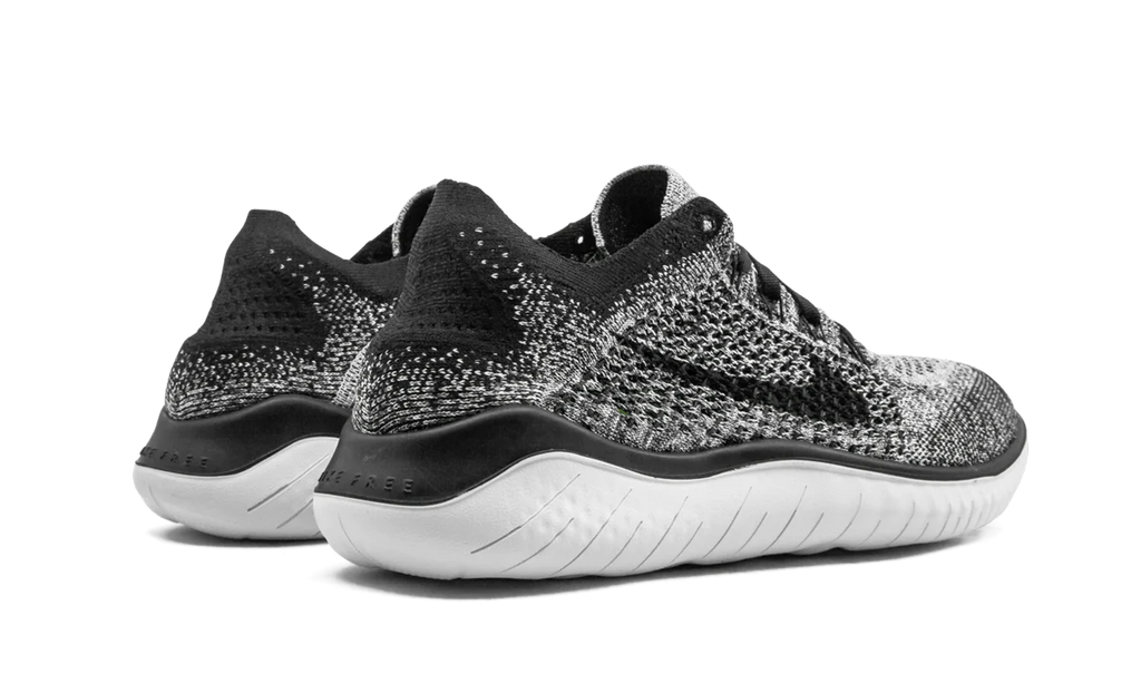 Free RN Flyknit 2018 "Oreo" 942838 101