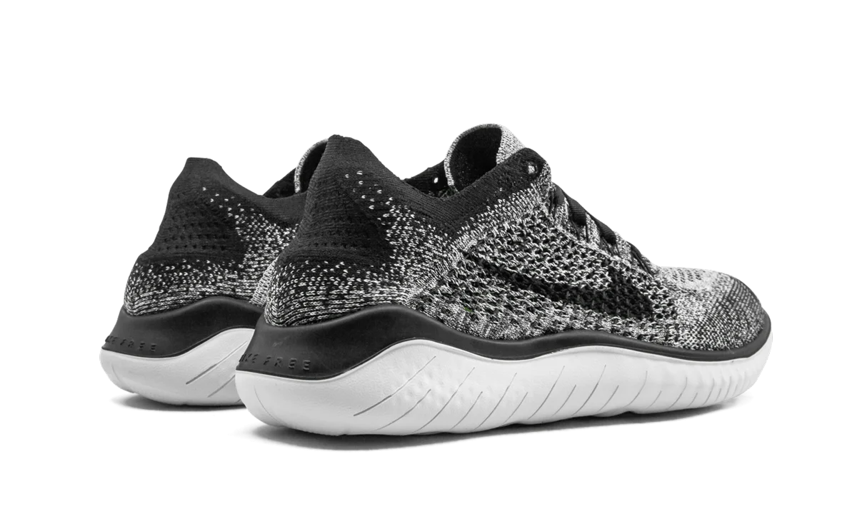 Free RN Flyknit 2018 "Oreo" 942838 101