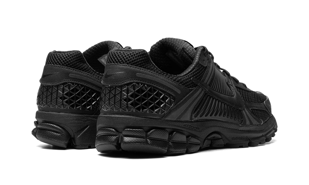 Zoom Vomero 5 "Triple Black" BV1358 003