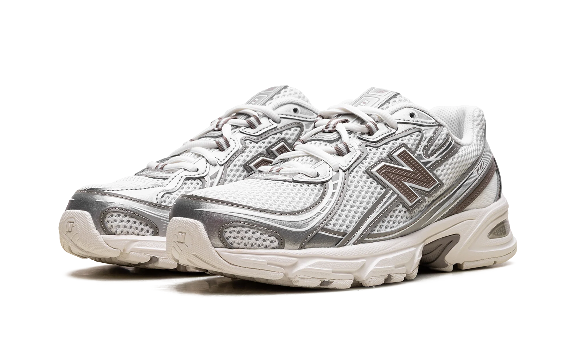 740 "Arid Stone" U740MU2