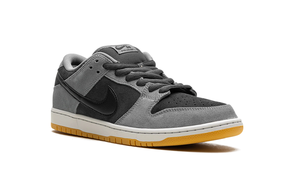 SB Dunk Low "Dark Smoke Grey" HF3063 001