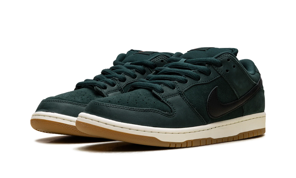SB Dunk Low Pro "Deep Fir" FJ1674 300