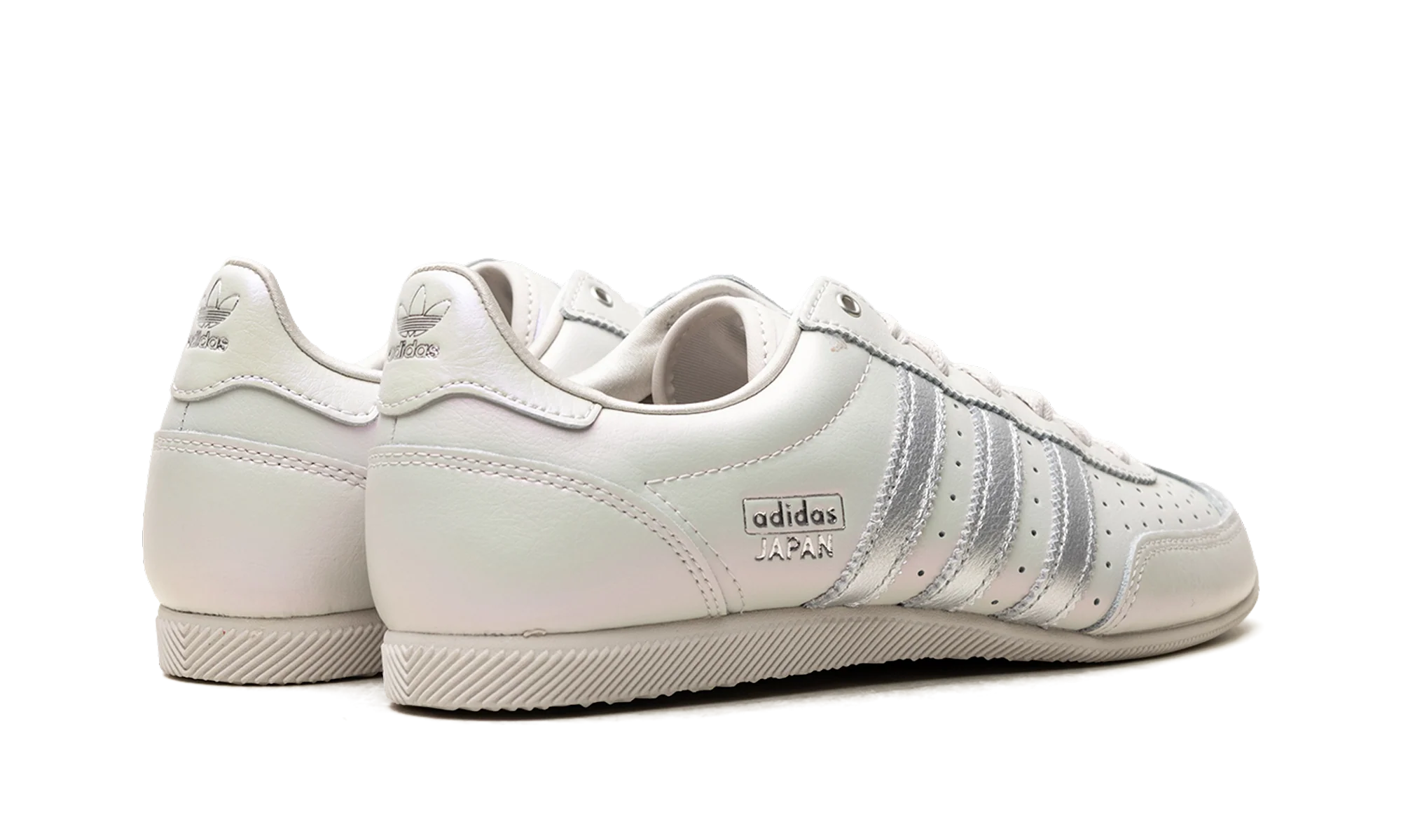 Japan WMNS "Grey One Chalk Pearl" IH1605