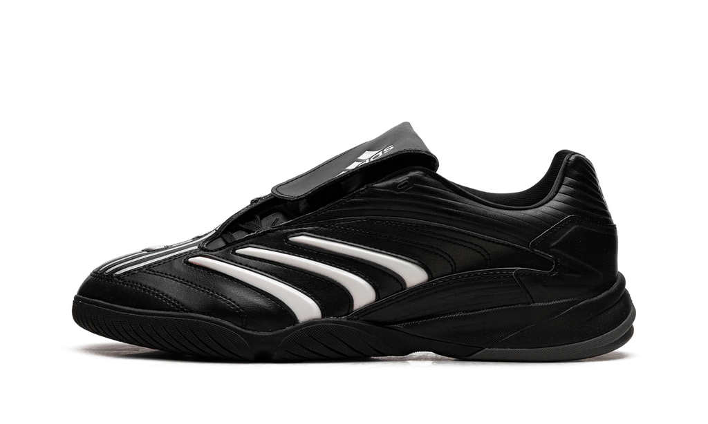 Predator Sala "Black Zero Metallic" JQ3916