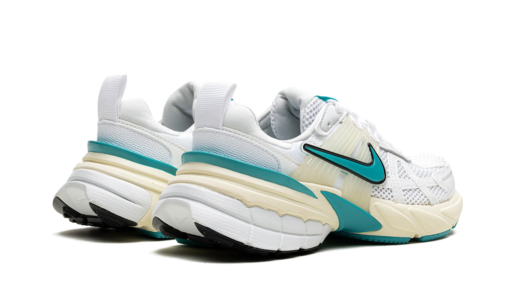 V2K Run WMNS "Dusty Cactus" FD0736 105