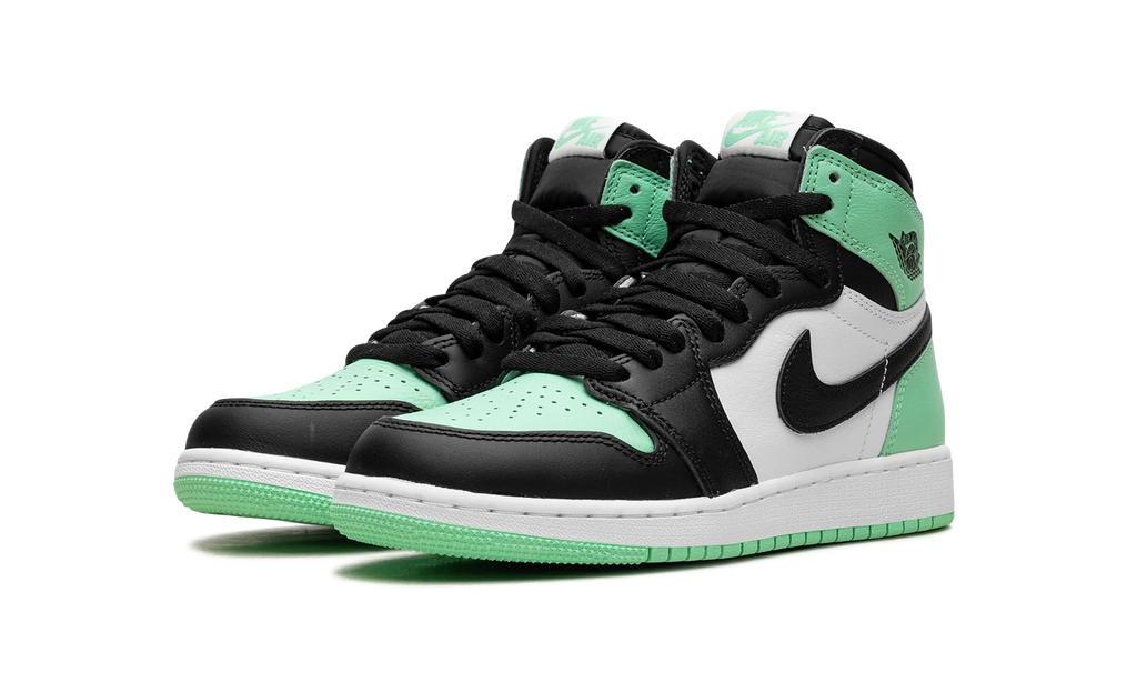 Air Jordan 1 GS "Green Glow" FD1437 130