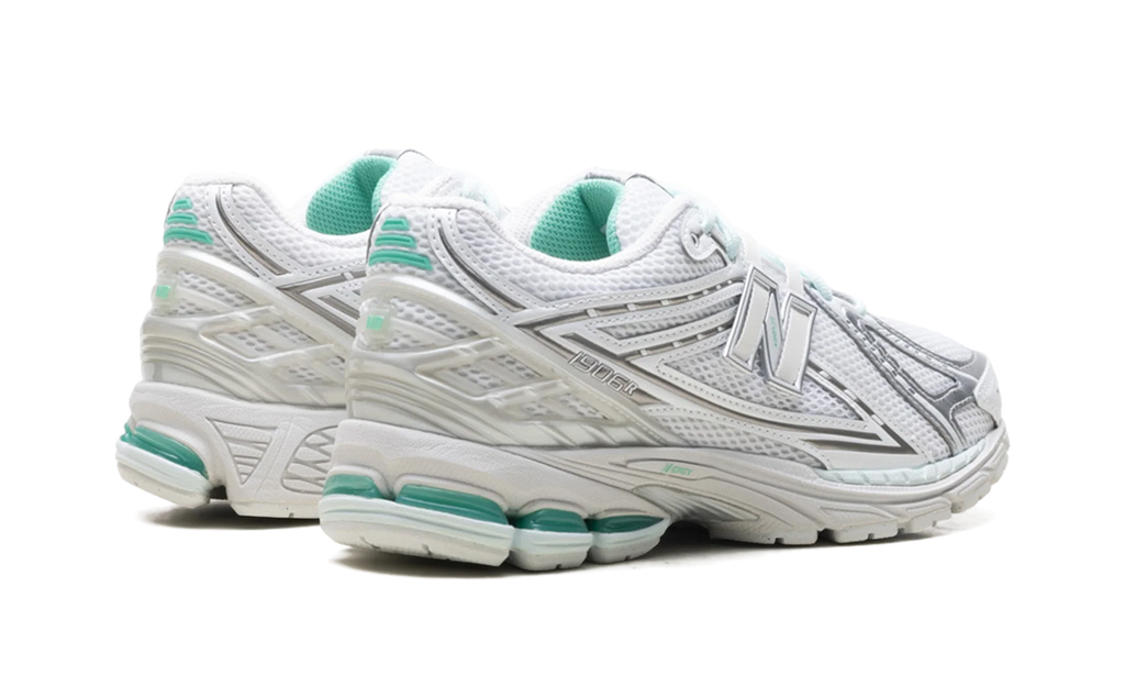 1906R "White / Deep End" U19061HV
