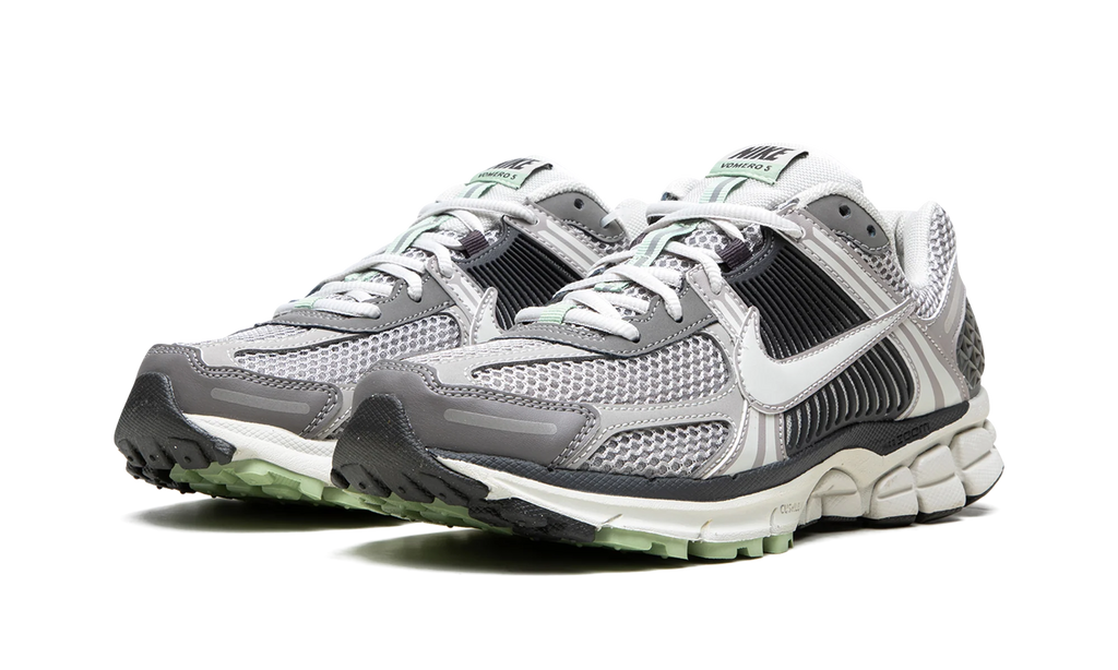 VOMERO 5 WMNS "Cobblestone" FB8825 001