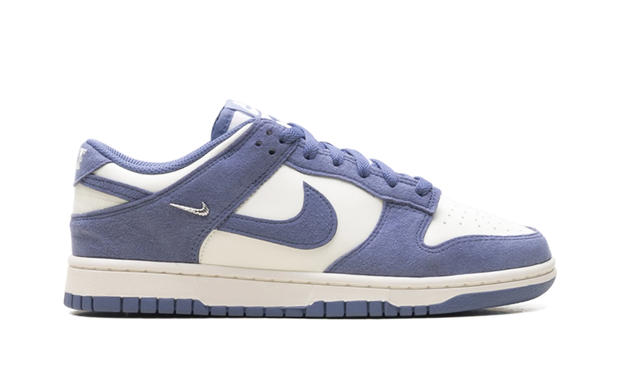 Dunk Low WMNS "World Indigo Mini Swoosh" IB4417 103