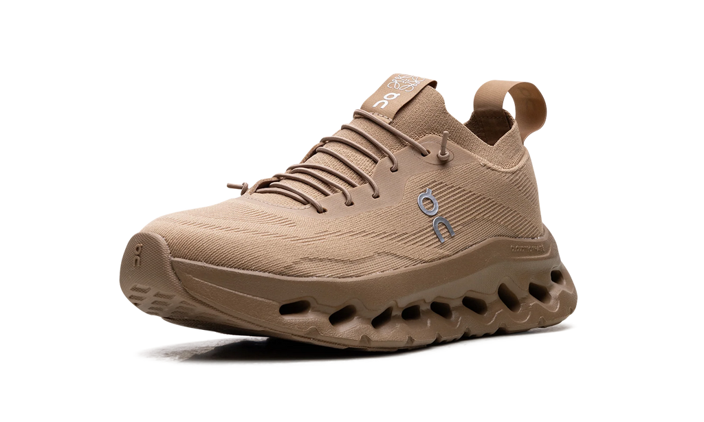 Cloudtilt WMNS "LOEWE Dark Sand" 3WD30313505