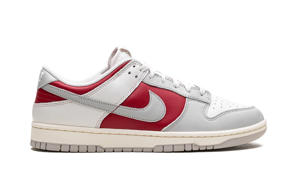 Dunk Low "Ultraman" HJ9093 030