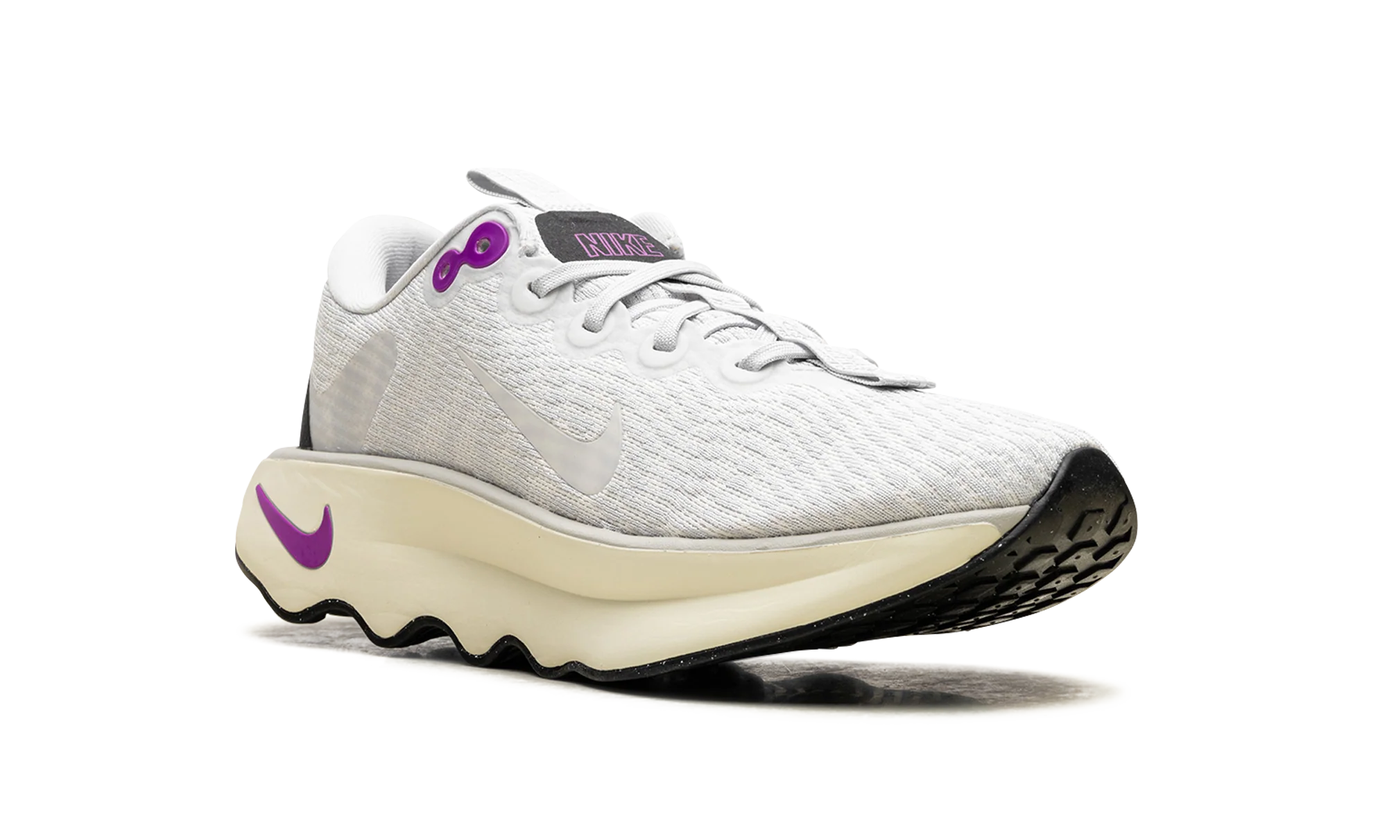 Motiva WMNS "Photon Dust Hyper Violet Coconut Milk" DV1238 009