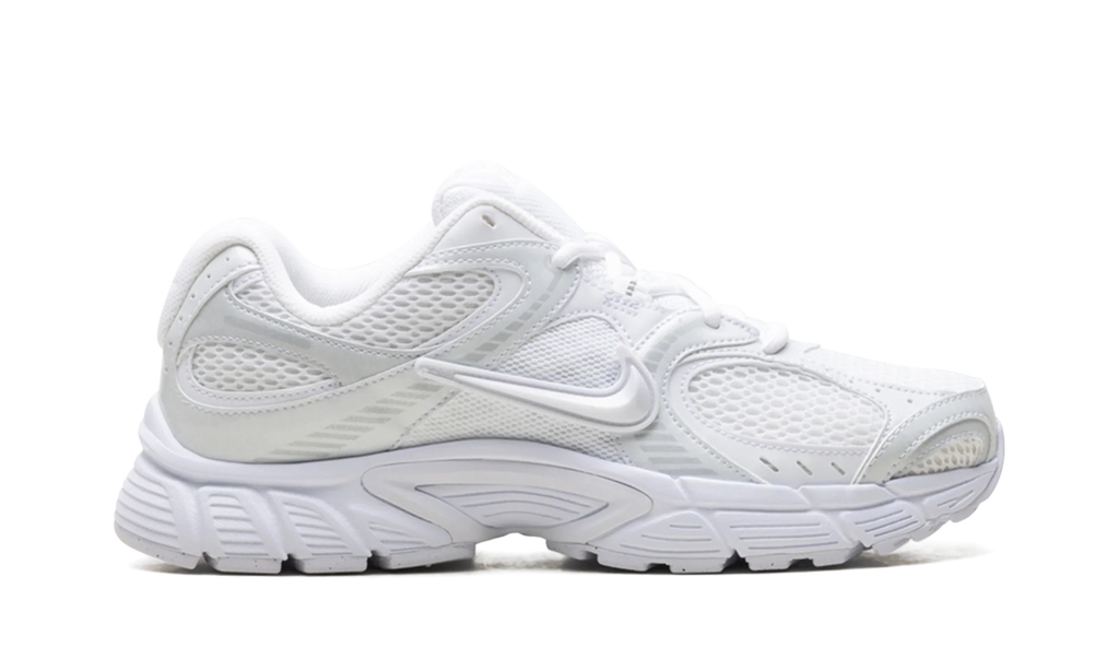V5 RNR WMNS "White Black Metallic Silver" HQ7901 101
