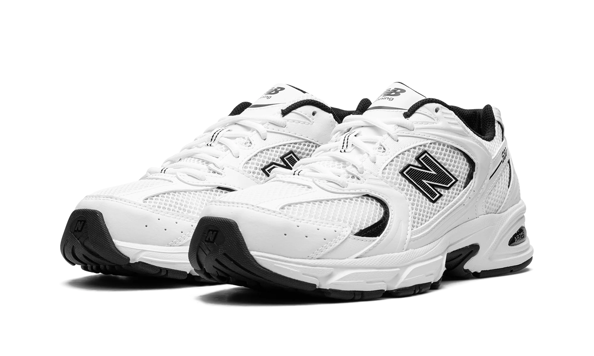530 "White Black" MR530EWB