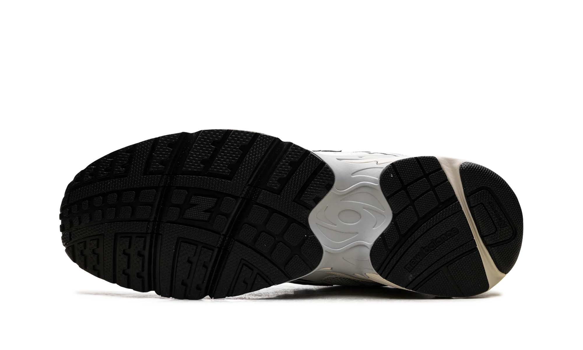 725v1 "Metallic Silver Slate Grey" ML725CD