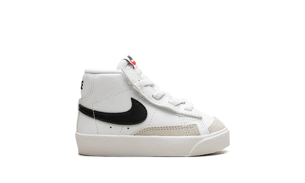 Blazer Mid '77 "White/Black" DA4088 100