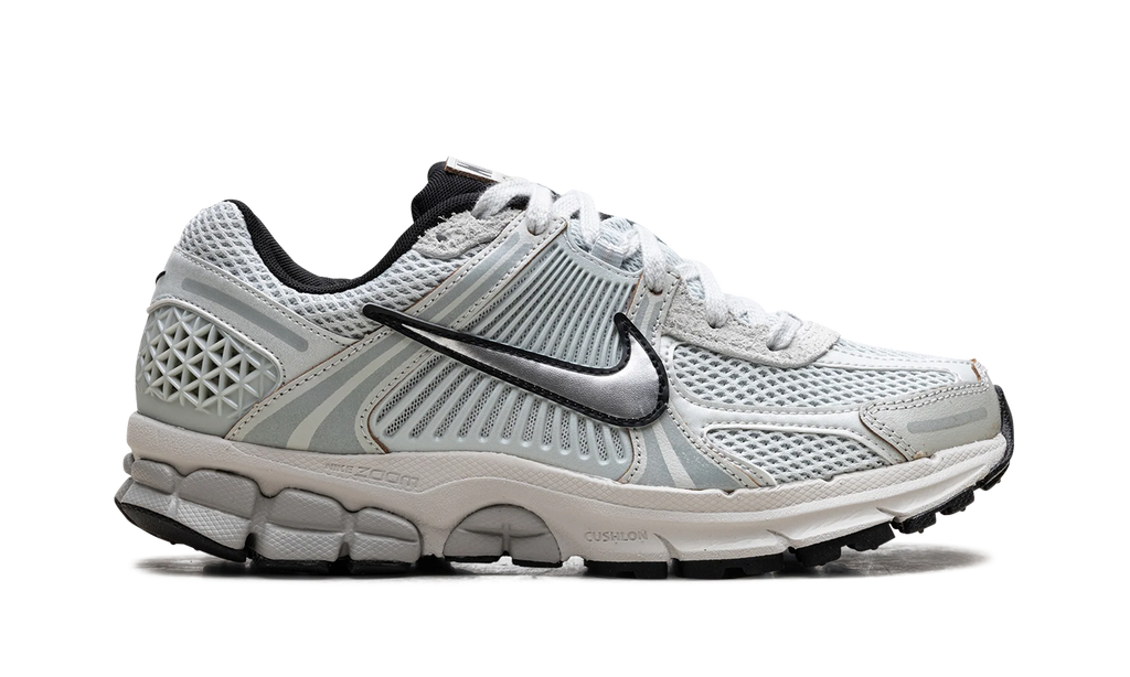 Zoom Vomero 5 WMNS "Light Silver Chrome" FN6742 001