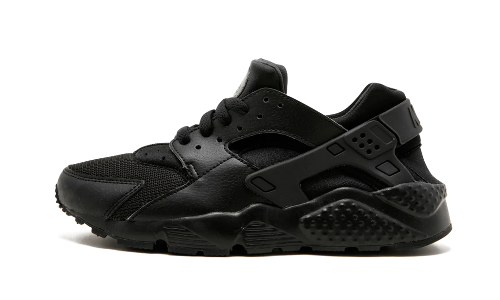 Huarache Run GS "Triple Black" 654275 016