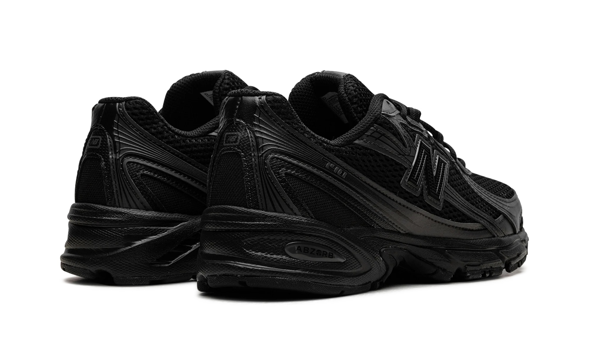 740 "Triple Black" U740BO2