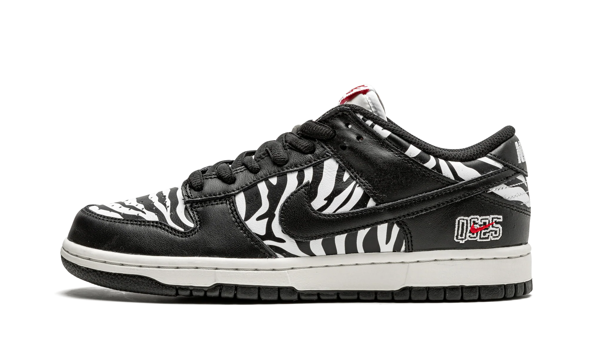 SB Dunk Low OG QS "Quarter Snacks" DM3510 001
