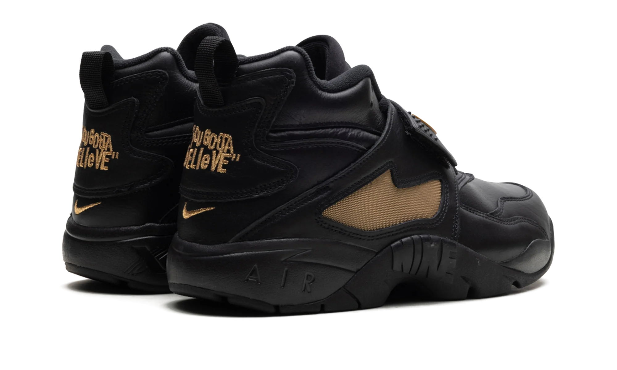Air Diamond Turf "Signing Day" HV5788 001
