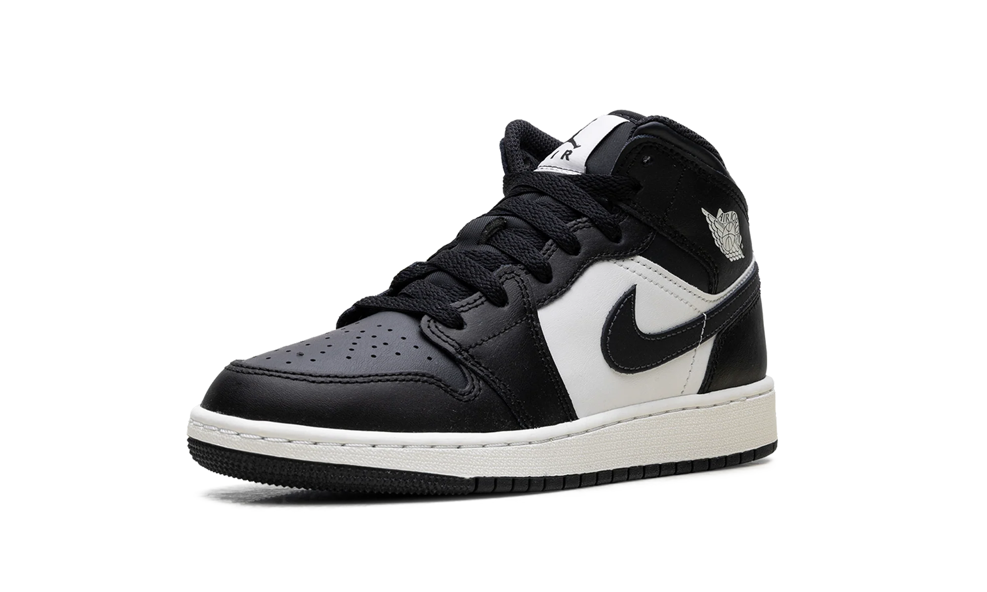 Jordan 1 Mid GS "Off Noir Toe" DQ8423 010