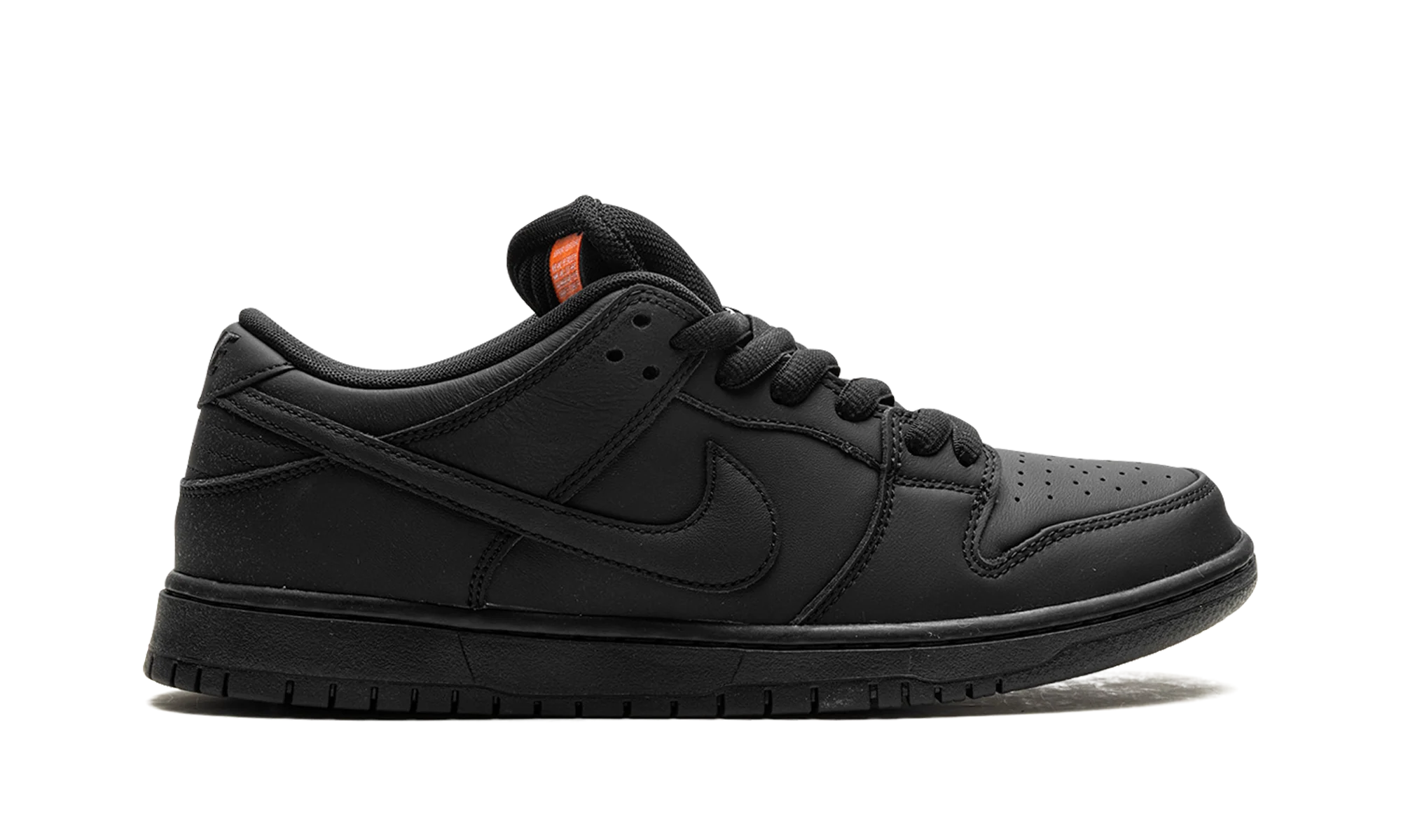 SB Dunk "Triple Black" FJ1674 001
