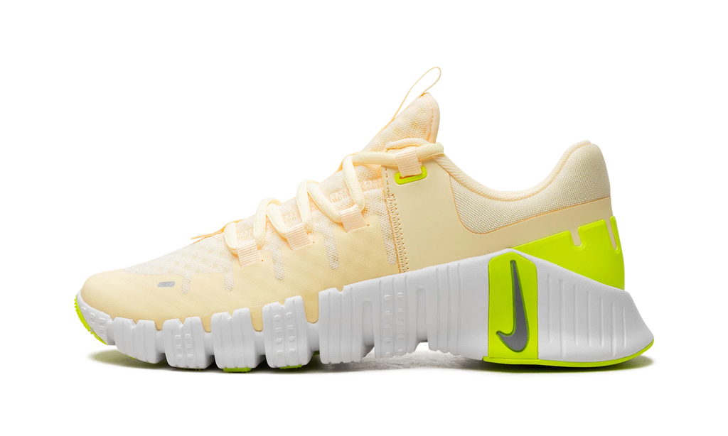 Free Metcon 5 WMNS "Citron Tint Volt" DV3950 800