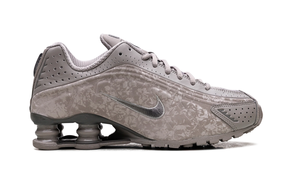 Shox R4 WMNS "Flat Pewter Floral" HV0934 001