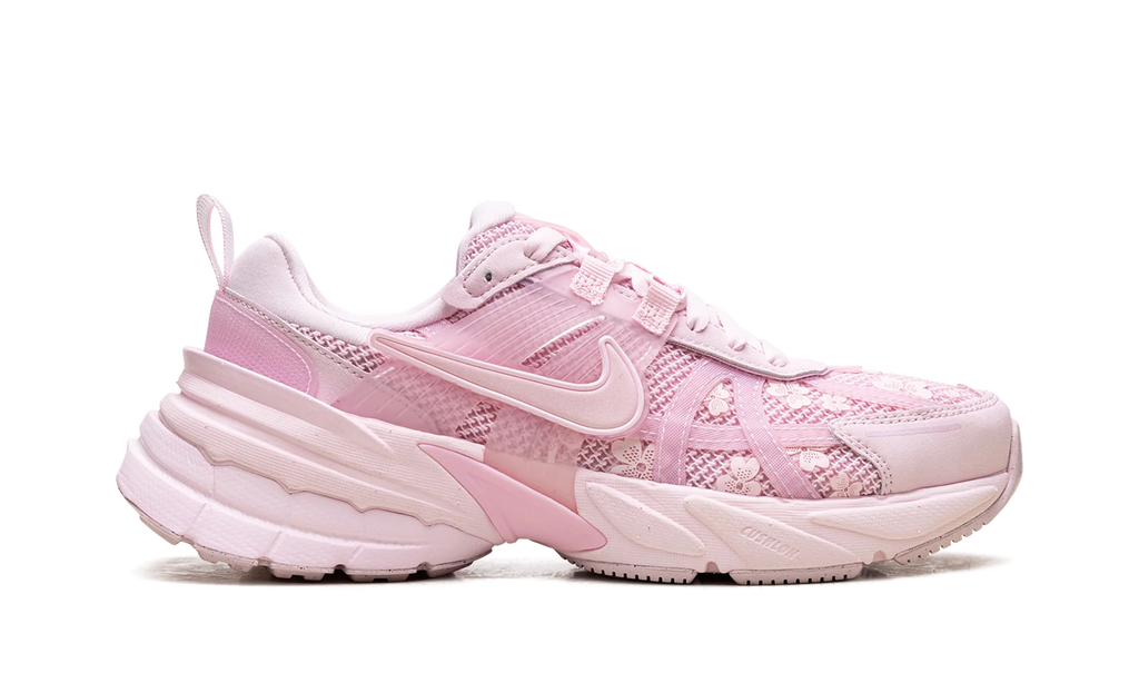 V2K Run WMNS "Pink Foam Arctic Pink" HJ5269 600