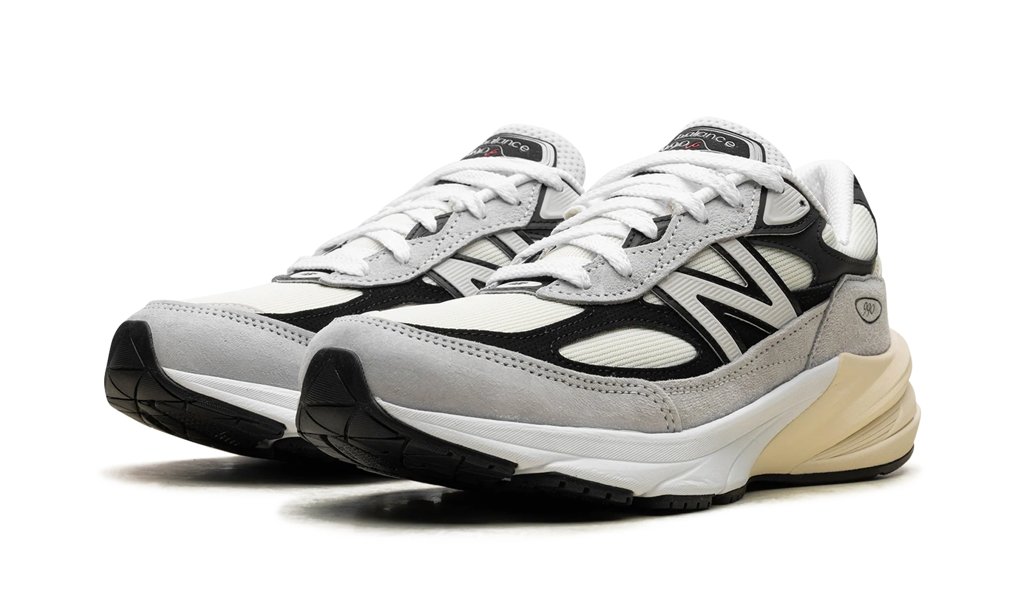 990v6 "Made in USA - Grey / Black" U990TG6