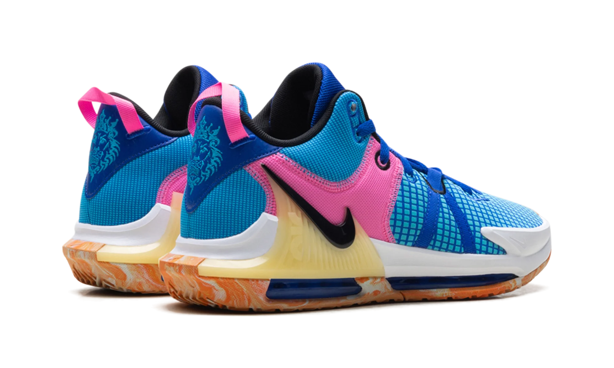 LeBron Witness 7 "Hyper Royal" DM1123 400