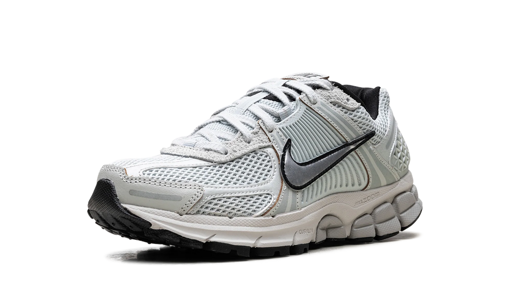 Zoom Vomero 5 WMNS "Light Silver Chrome" FN6742 001