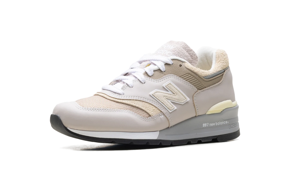 997 "Made in USA - Moonrock / Driftwood" U997GG