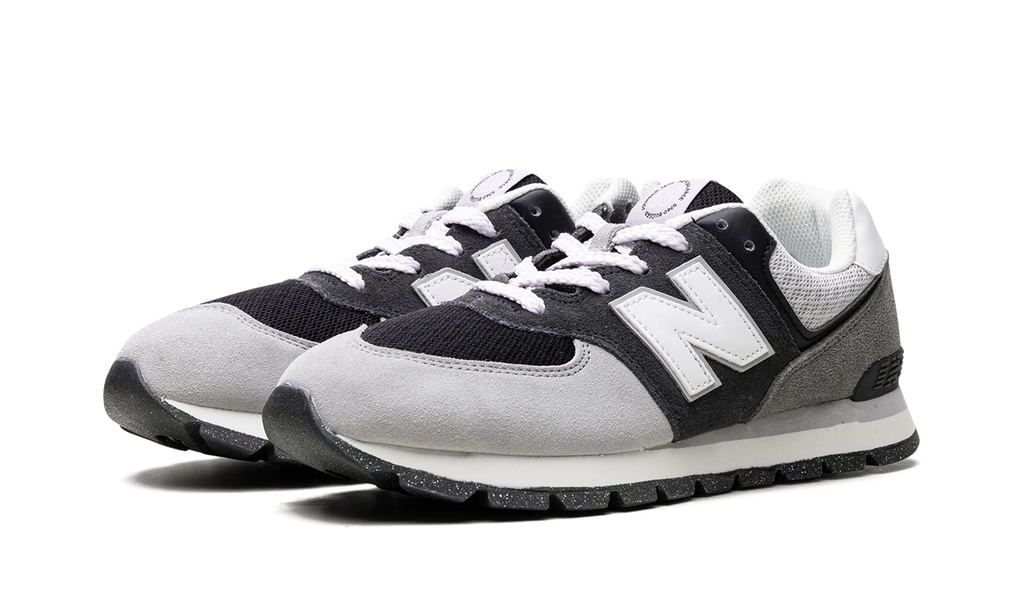 574 GS "Blacktop White" GC574DA2