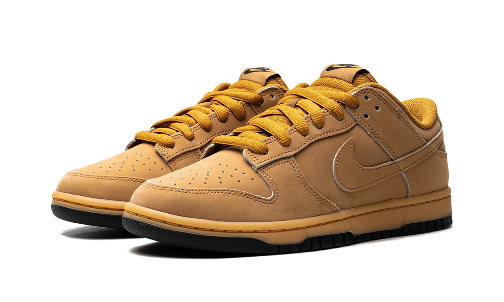 Dunk Low Retro SE "Wheat Gum" HQ1932 700