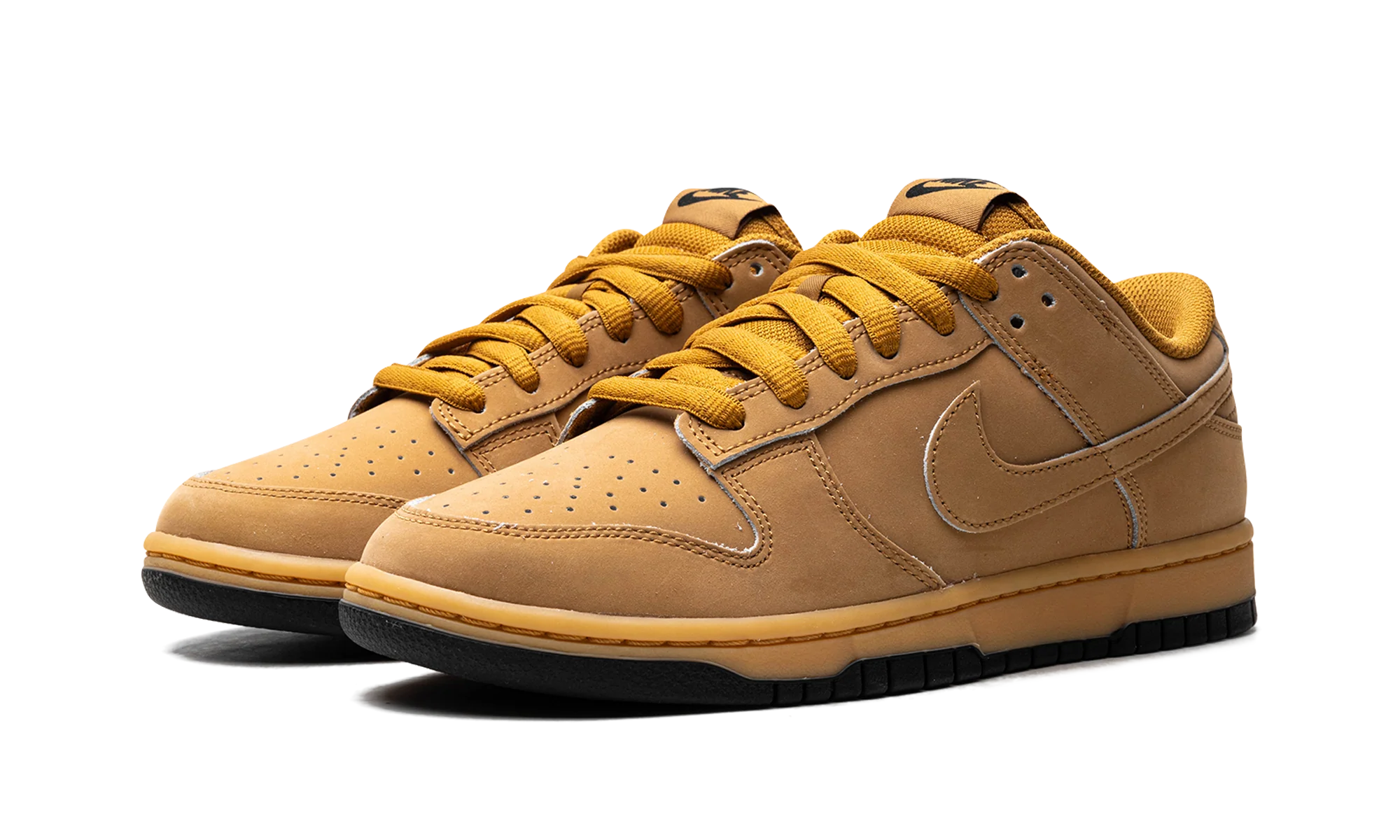 Dunk Low Retro SE "Wheat Gum" HQ1932 700