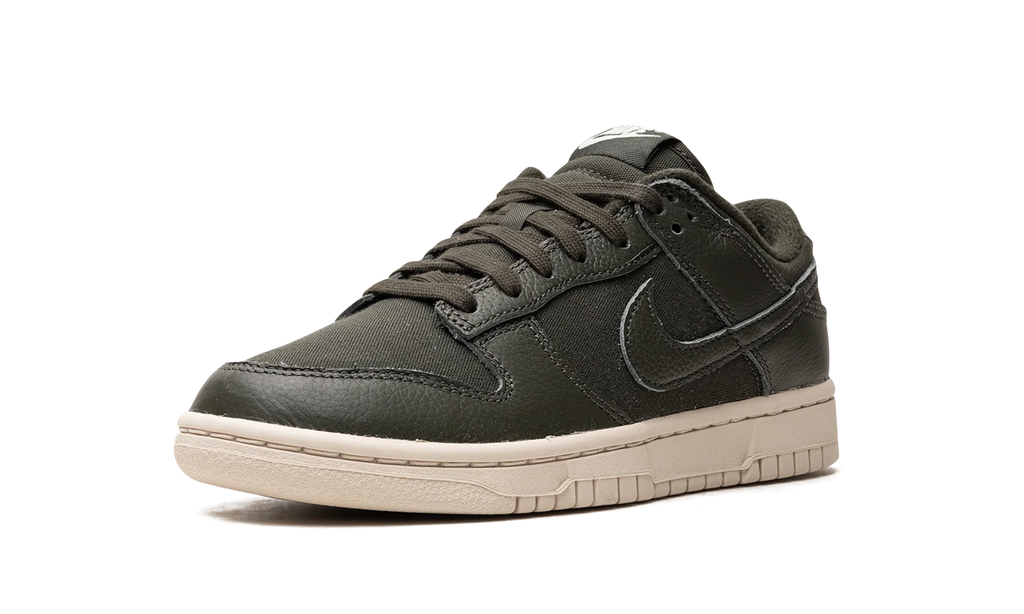Dunk Low PRM "Sequoia" DZ2538 300