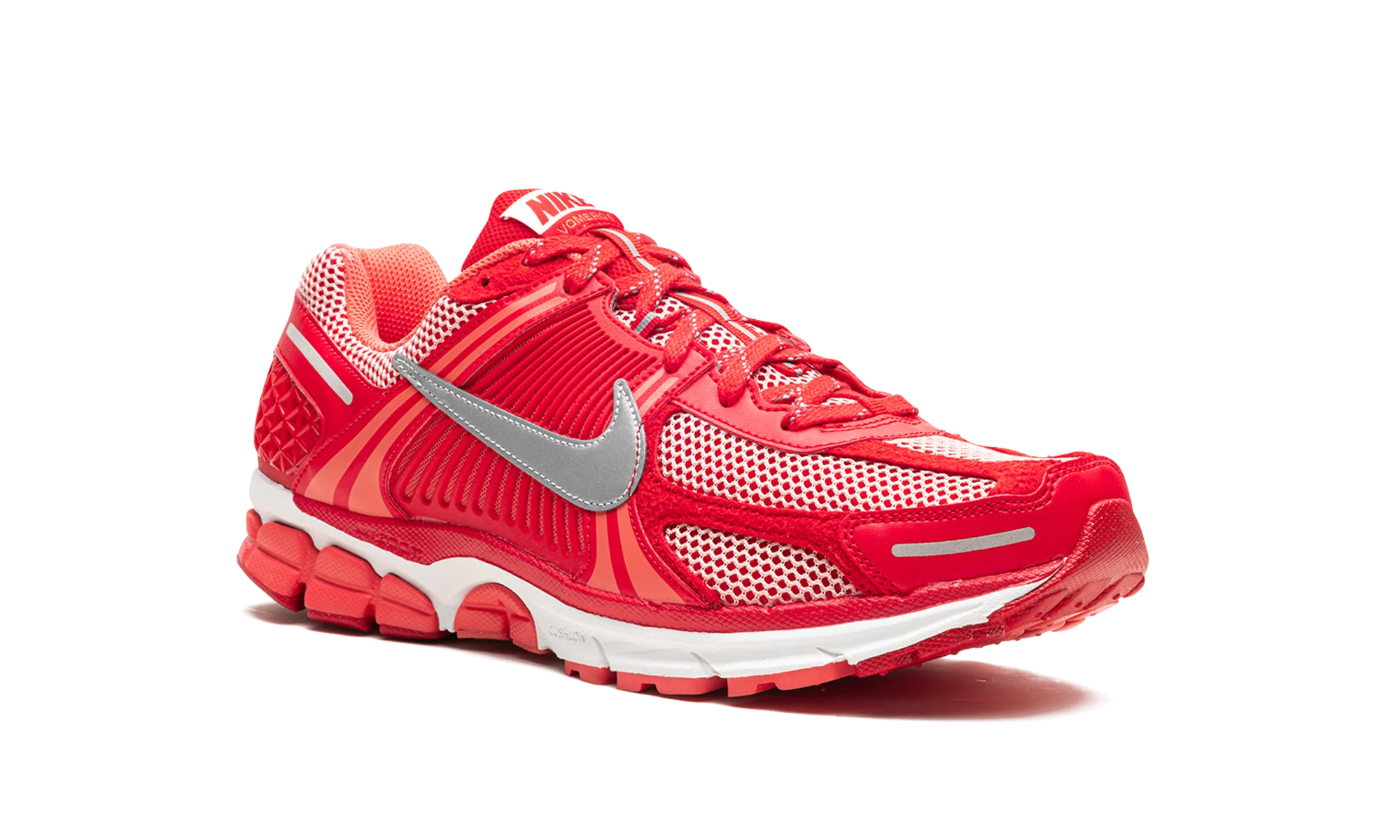 Zoom Vomero 5 PRM "University Red Metallic Silver" FN6833 657