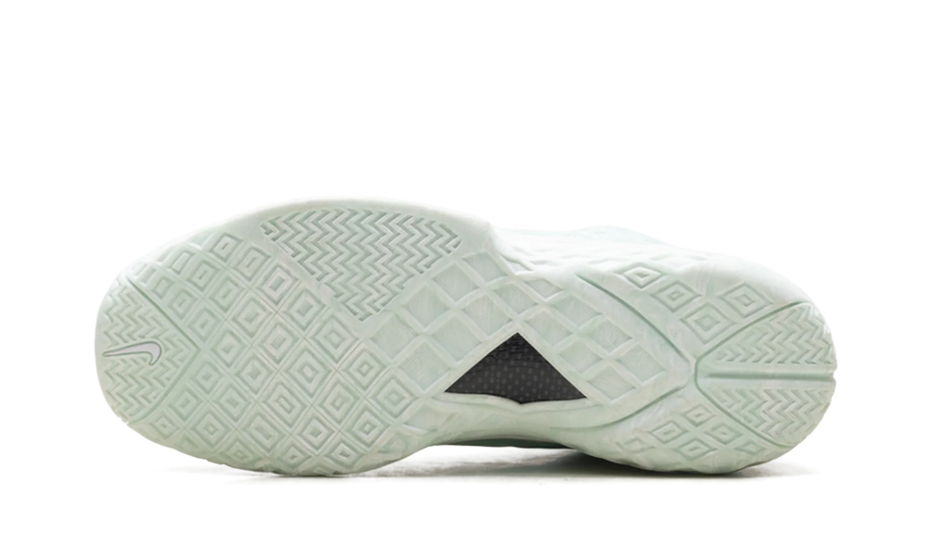 Kobe 3 Low Protro "CHBL" IX2017 100