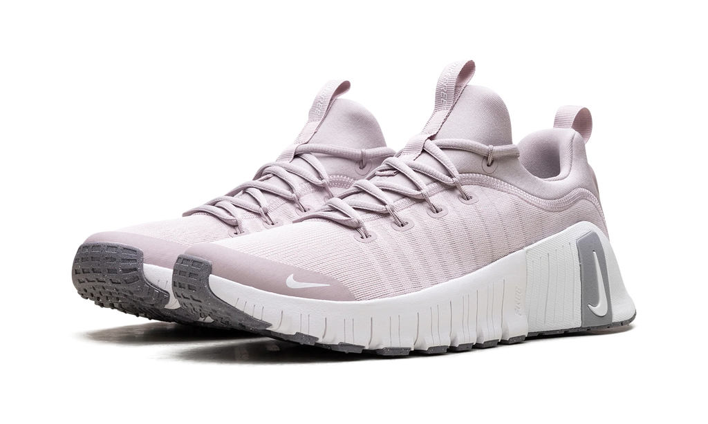 Free Metcon 6 WMNS "Platinum Violet" FJ7126 002