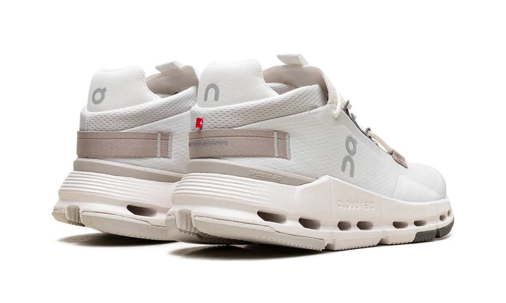 Cloudnova 2 WMNS "Ice Sand" 3WE30222053