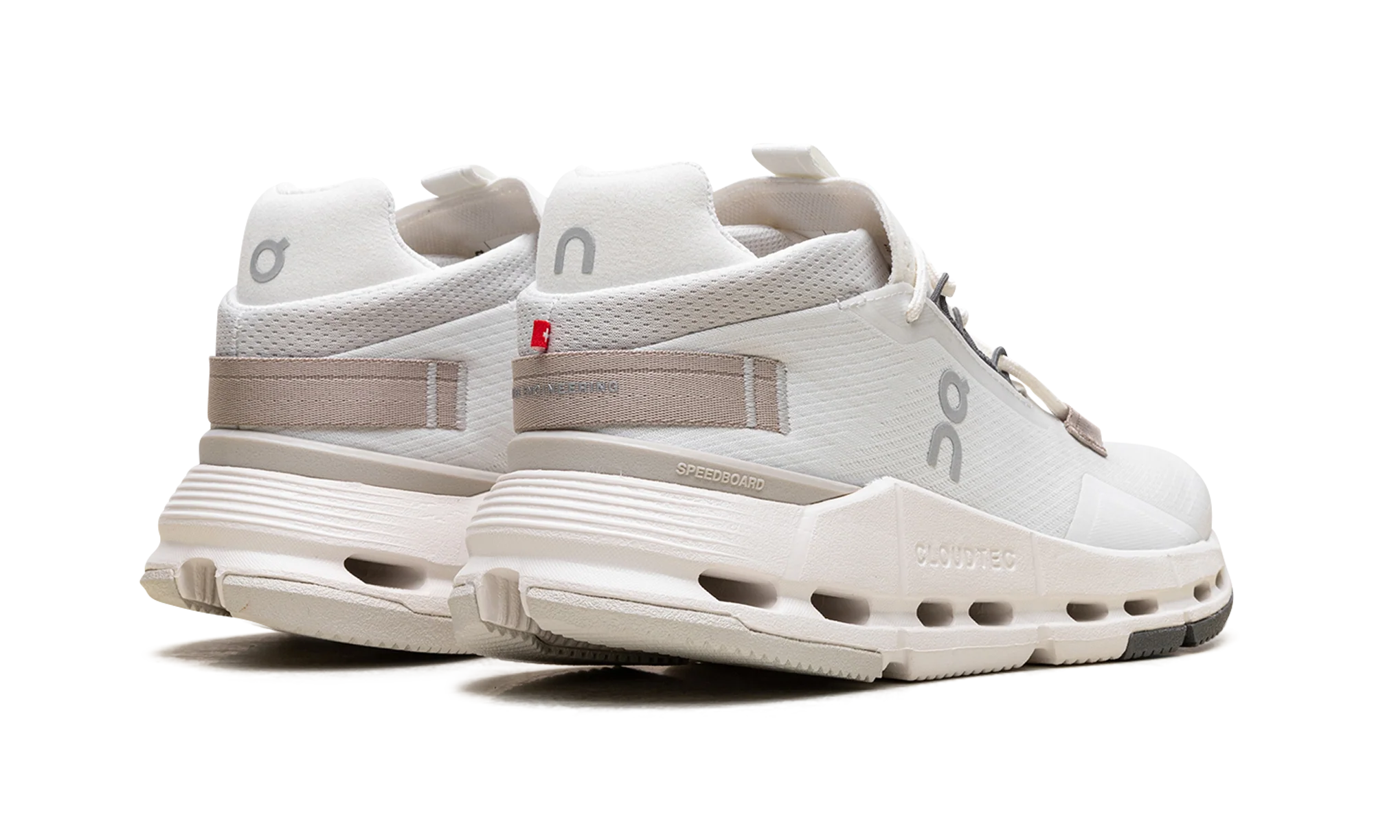 Cloudnova 2 WMNS "Ice Sand" 3WE30222053