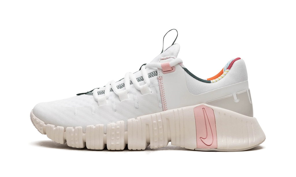 FREE METCON 3 WMNS "All Petals United" FN8920 161