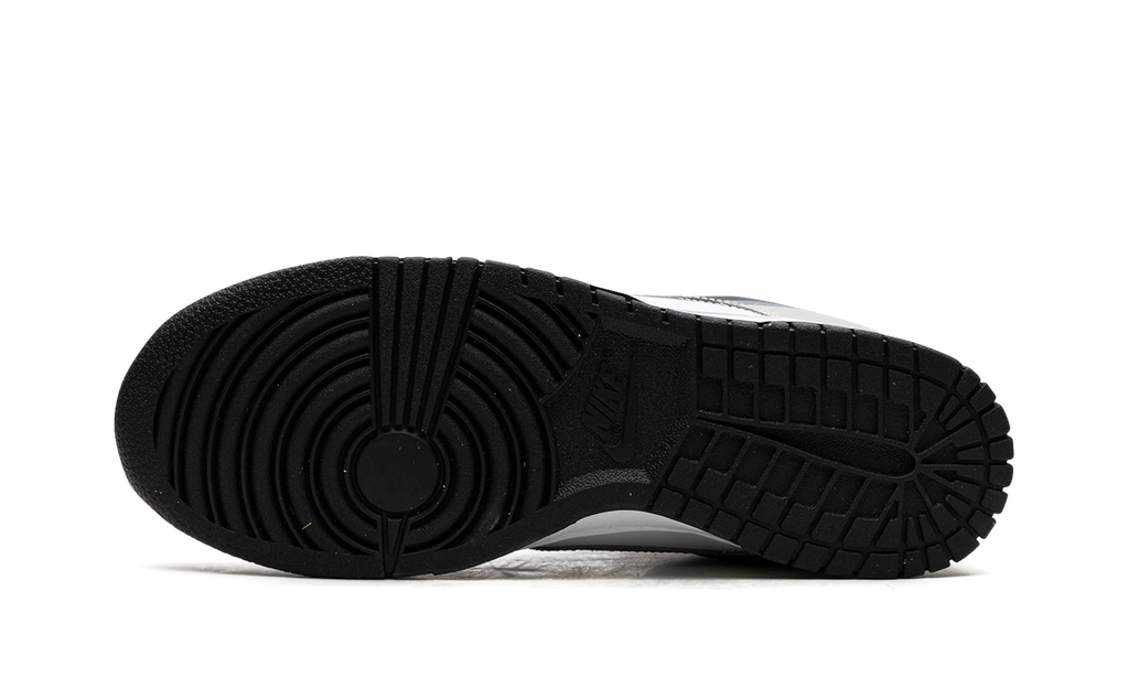 Dunk Low "Stencil Swoosh" FD0661 100
