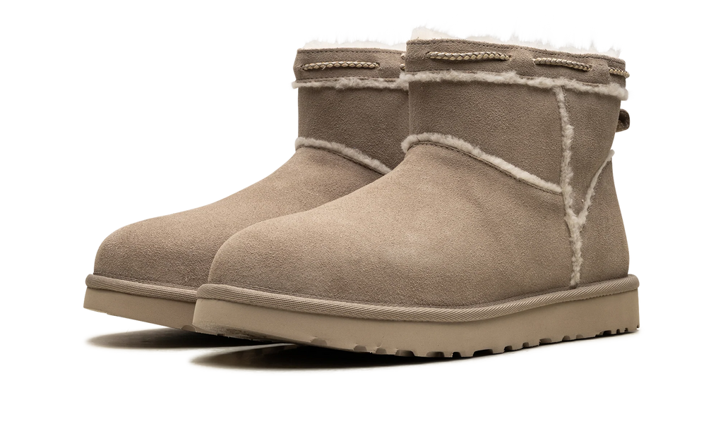 Classic Mini Shearling Braid WMNS "Dune" 1166751 DUNE