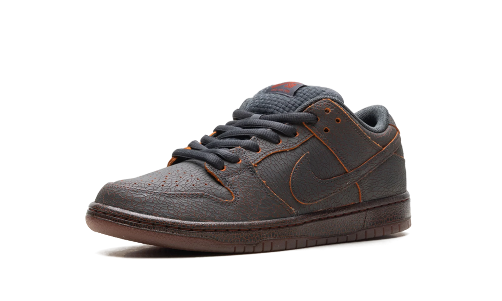 Dunk SB Low "Krampus" HV1668 001